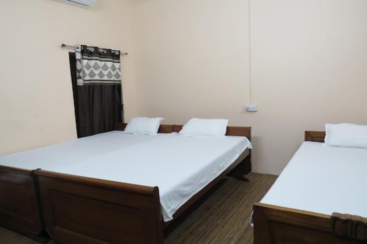Hotel Prakrathi Residency 班加罗尔 外观 照片