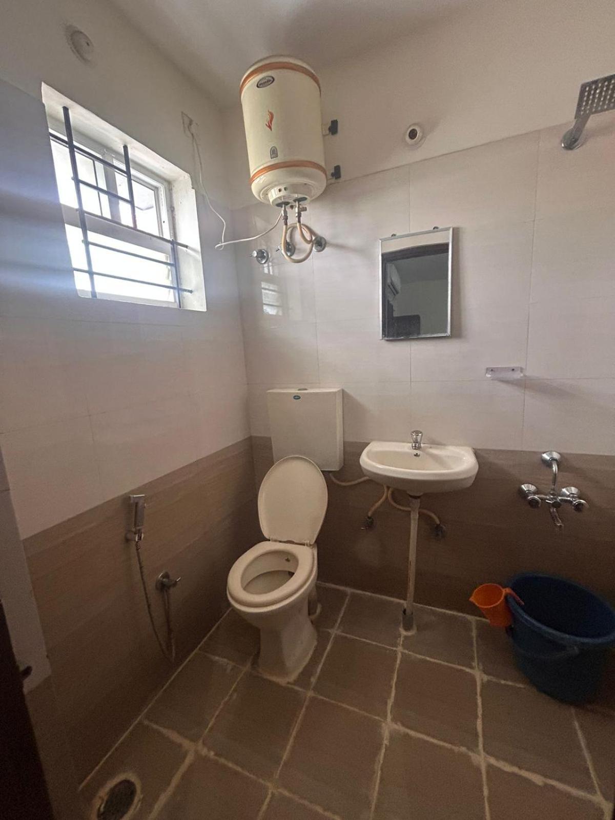 Hotel Prakrathi Residency 班加罗尔 外观 照片
