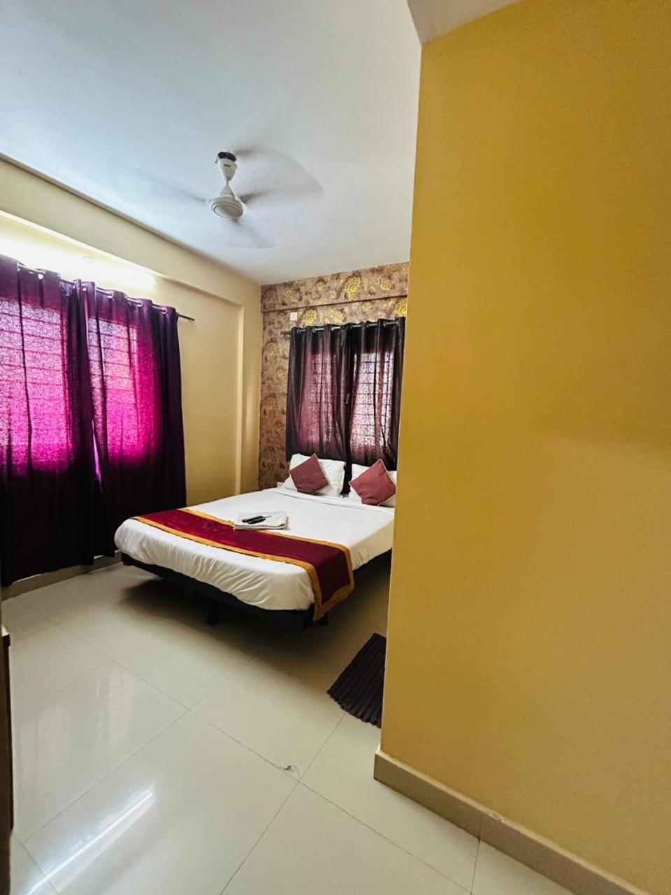 Hotel Prakrathi Residency 班加罗尔 外观 照片