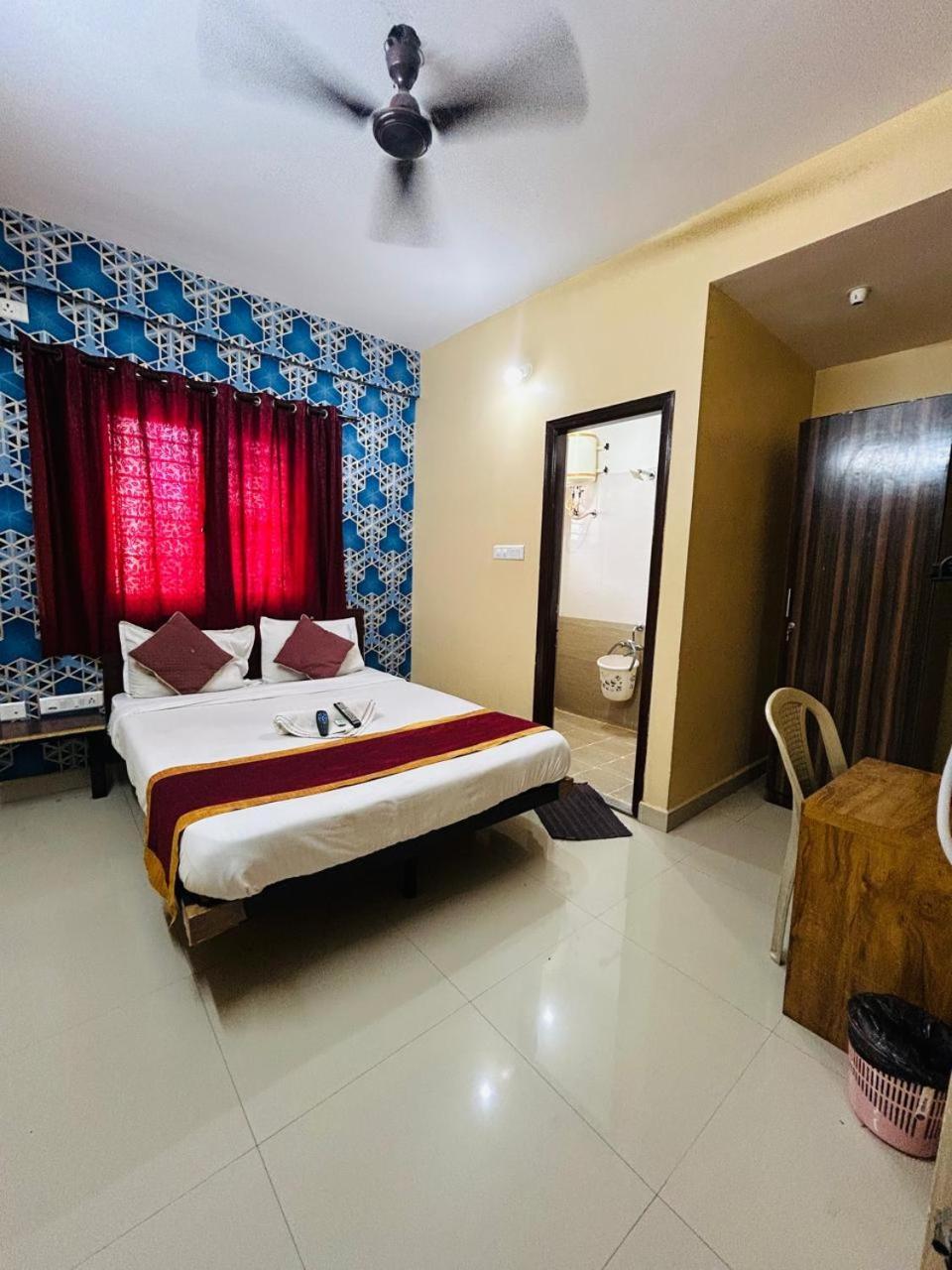 Hotel Prakrathi Residency 班加罗尔 外观 照片