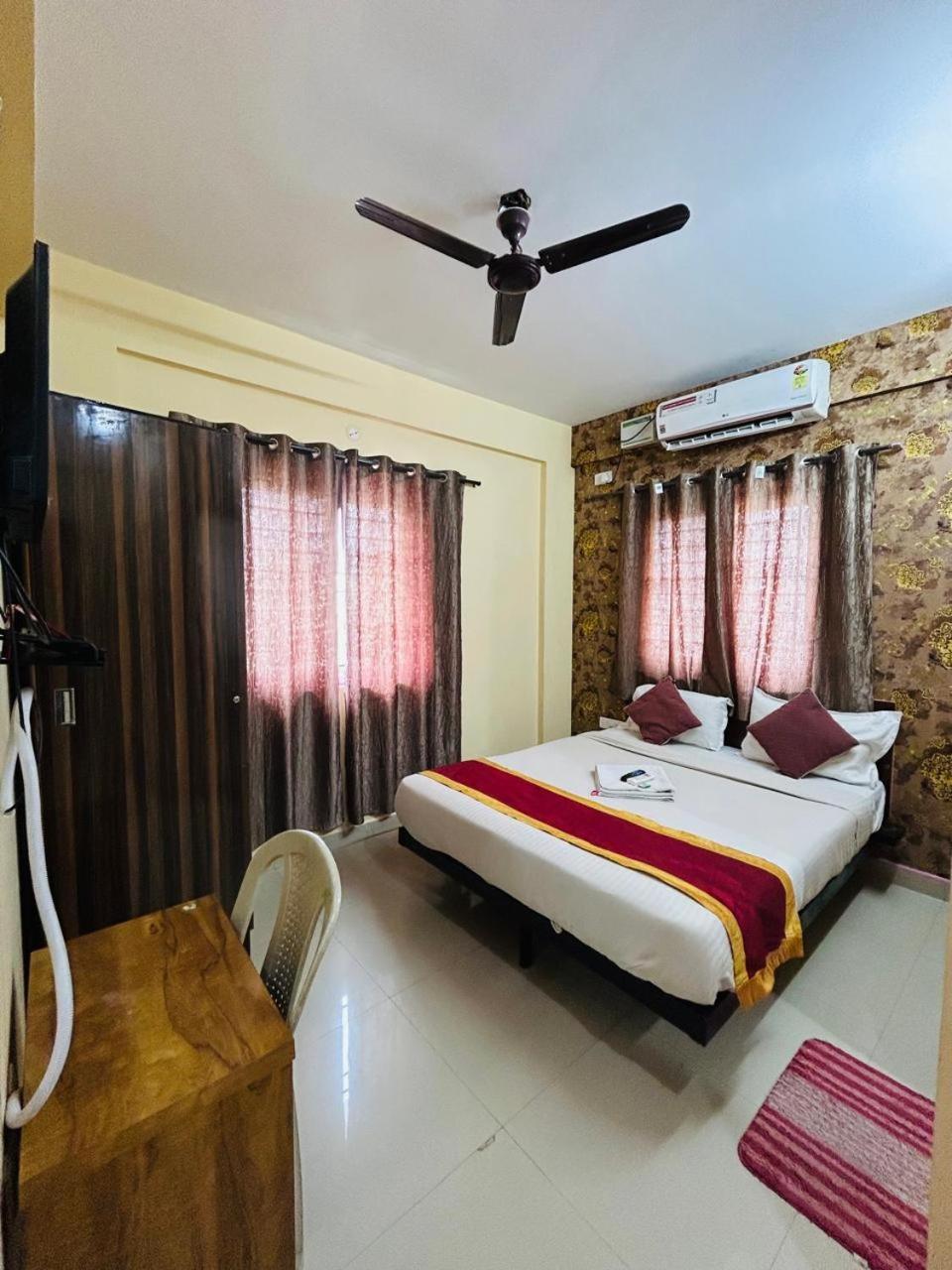 Hotel Prakrathi Residency 班加罗尔 外观 照片