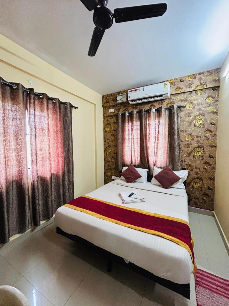 Hotel Prakrathi Residency 班加罗尔 外观 照片